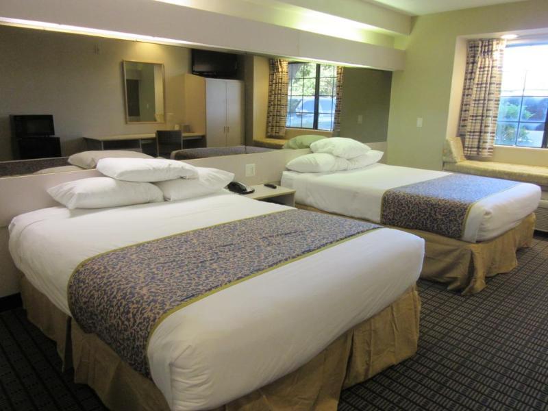 Travelodge By Wyndham Arlington/Dallas Area Ngoại thất bức ảnh